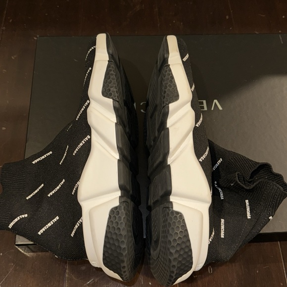 Never really wore these shoes but once or twice, Prestine condition - Picture 5 of 5